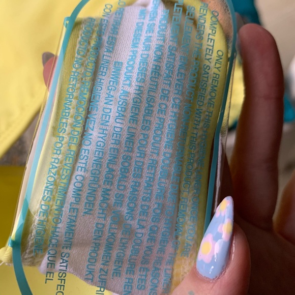 NWT🌼Two Piece shirred smocked ruffle bikini set - Picture 7 of 9